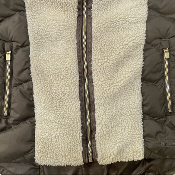 Athleta // Puffy Vest // Shearling // Medium - Picture 5 of 10